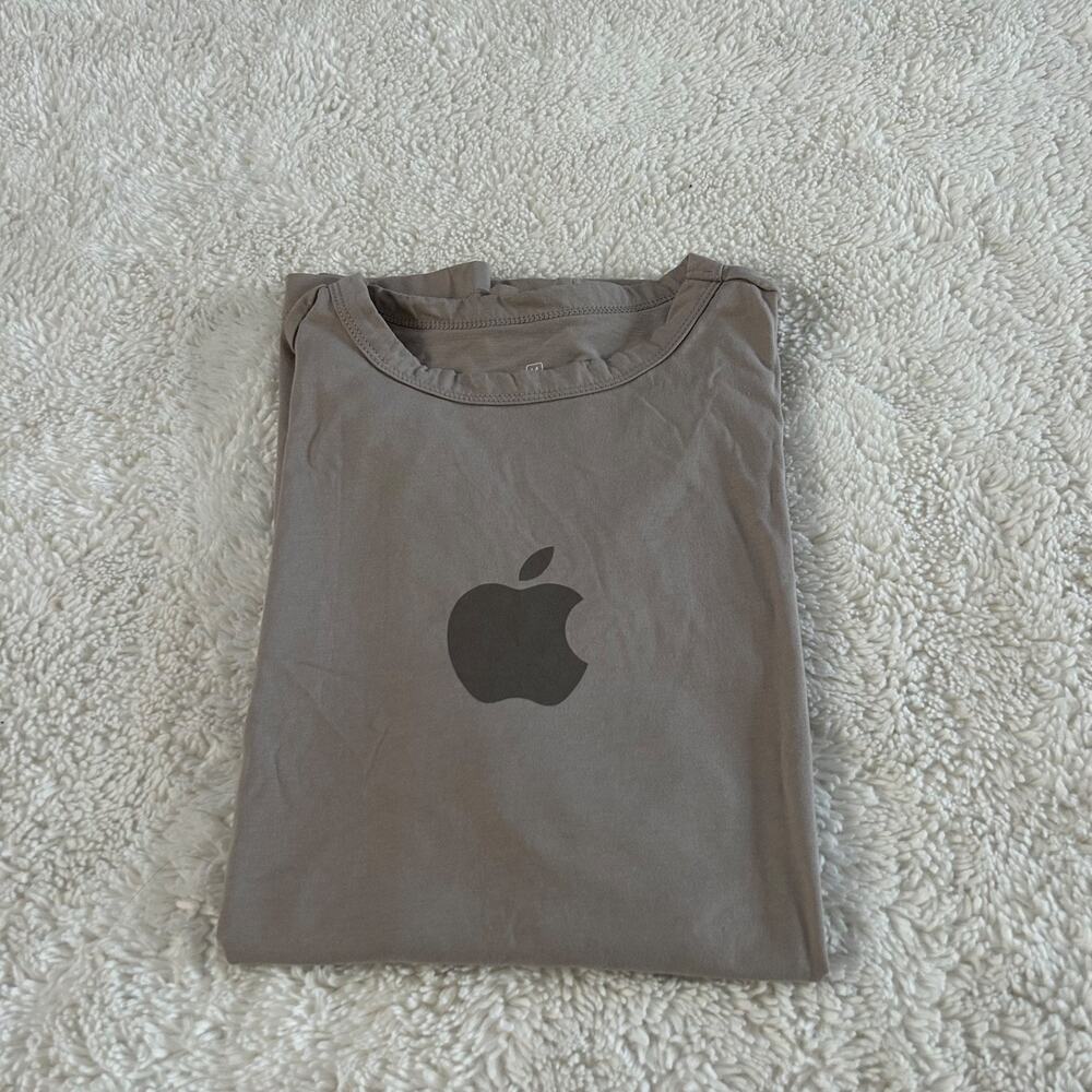 Apple Unisex Sz M Cotton Logo Casual Shirt Minimalist Off Grey Preppy College